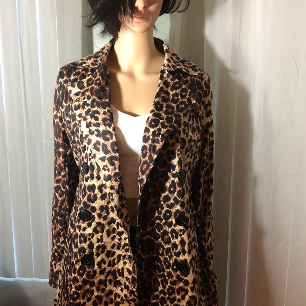 Belted Leopard Print Trench Coat - Picture 3 of 5